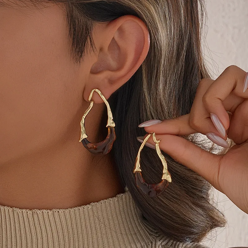 Vintage Irregular Teardrop Earrings for Women New Fashion Statement Transparent Waterdrop Ear Stud Jewelry Party Valentine Gift