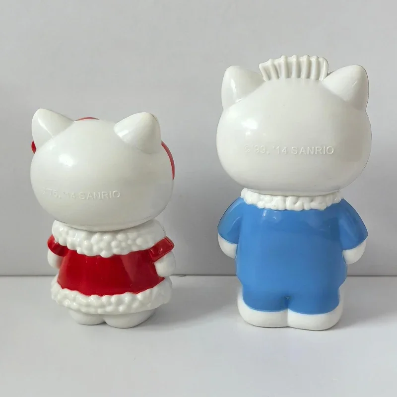 อะนิเมะเฮลโลคิตตี้คริสต์มาสสไตล์คู่การ์ตูนรูปต่อพ่วงเดสก์ท็อปเครื่องประดับของเล่นตกแต่งของขวัญวันเกิด