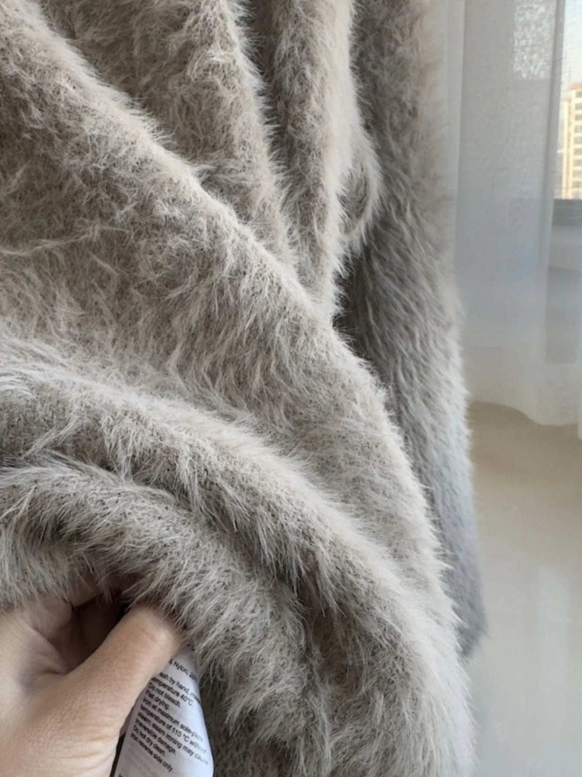 เสื้อสเวตเตอร์ถักสไตล์นอร์ดิกสำหรับผู้หญิง ทรงลำลอง คอกลม ผ้าขนสัตว์ โค้ทกันน้ำ ขนกระต่าย ฤดูใบไม้ร่วง ฤดูหนาว ขนอัลปาก้า ความยาวปานกลาง