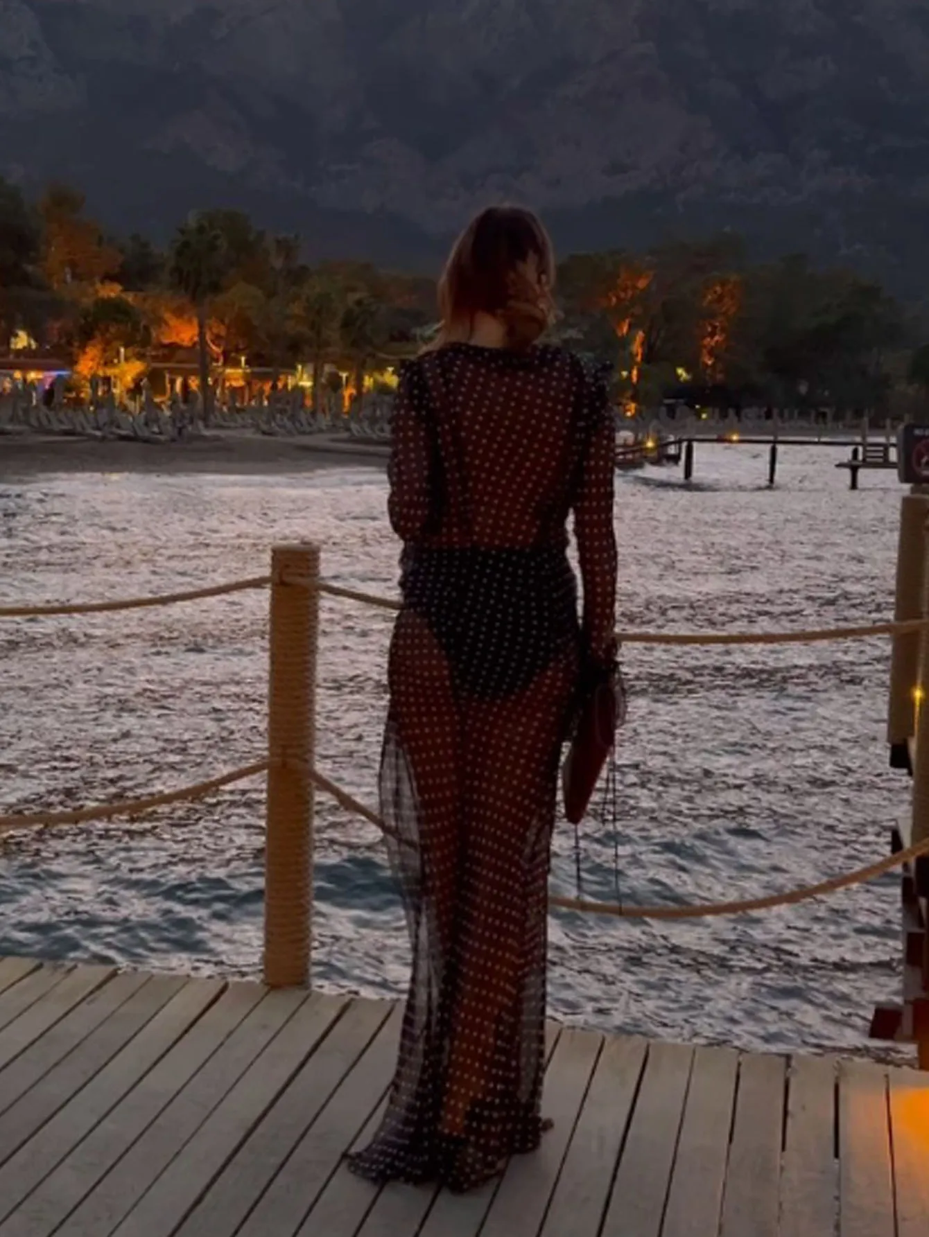 Vintage Damen Maxikleid mit Polka-Dot-Muster, transparentem Mesh, Rüschen, ausgestelltem Schnitt, langen Ärmeln, zum Binden, hohem Schlitz, durchsichtig, Strandclub-Party-Cover-up – Detail 5