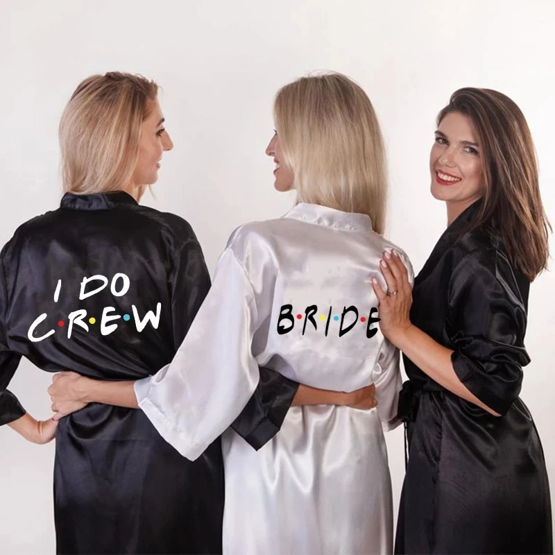 ชุดคลุมสำหรับเพื่อนเจ้าสาวงานปาร์ตี้สละโสดงานปาร์ตี้สละโสดมีธีมของตกแต่งงานแต่งงานงานเลี้ยงเจ้าสาวของขวัญสำหรับการขอแต่งงาน