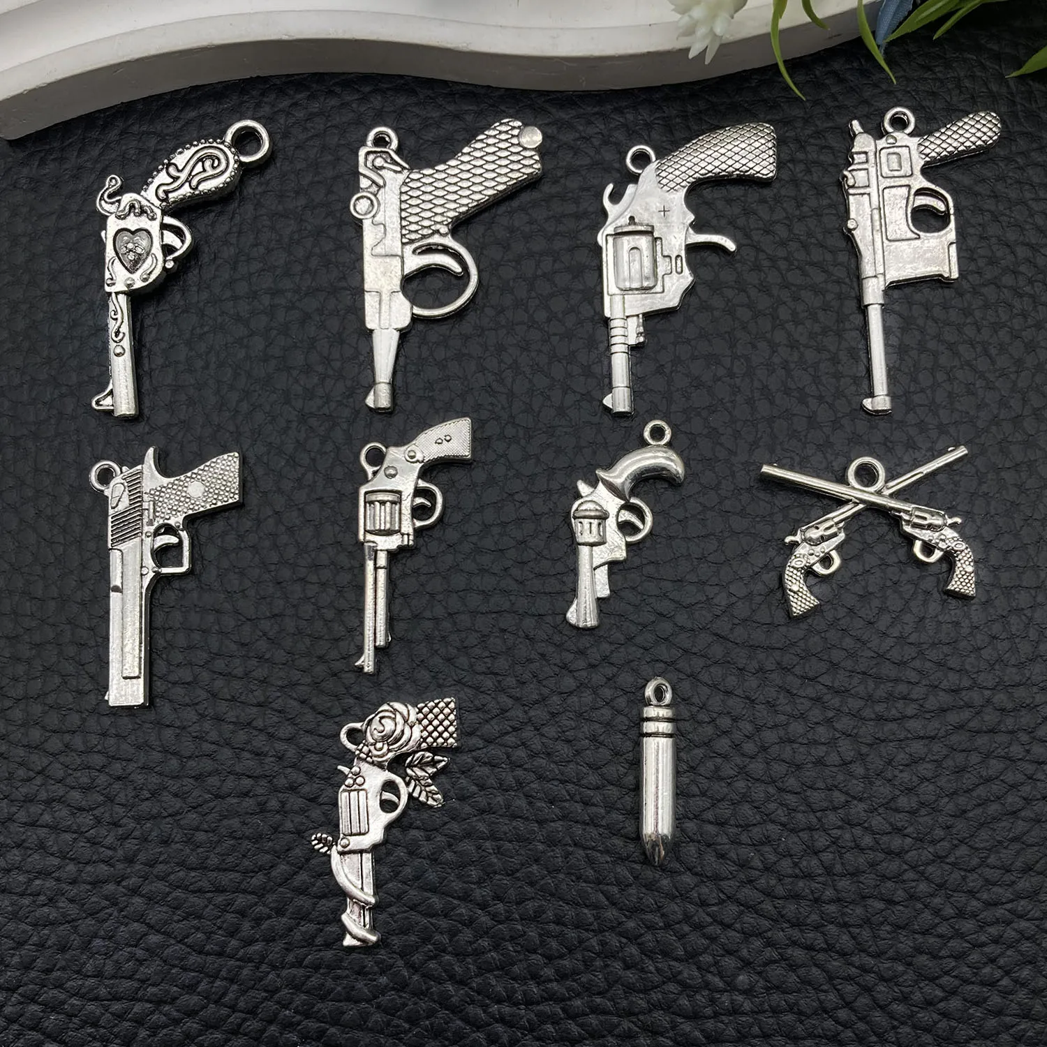 10pcs Antique Silvery Color Gun Handmade Charms Pendants DIY Jewelry Making Accessories for Bracelet Necklace Earrings
