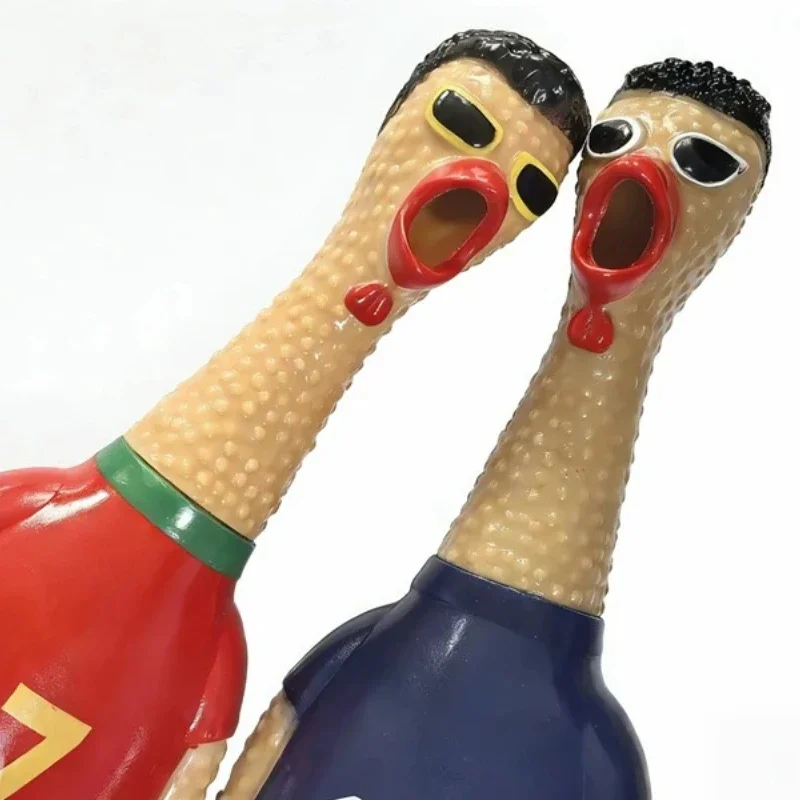 Football Star Screaming Chicken Toy Soft Vinyl Rubber Chicken Squeeze Toy Football Fan Gift Home Decor
