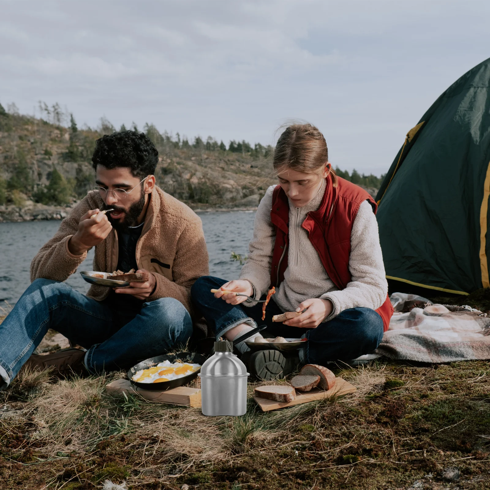 مجموعة إبريق ماء من الألومنيوم سعة 0.98 لتر خفيفة الوزن ومتينة للتخييم والتنزه والتدريب ومحمولة متعددة الوظائف ومقصف السفر