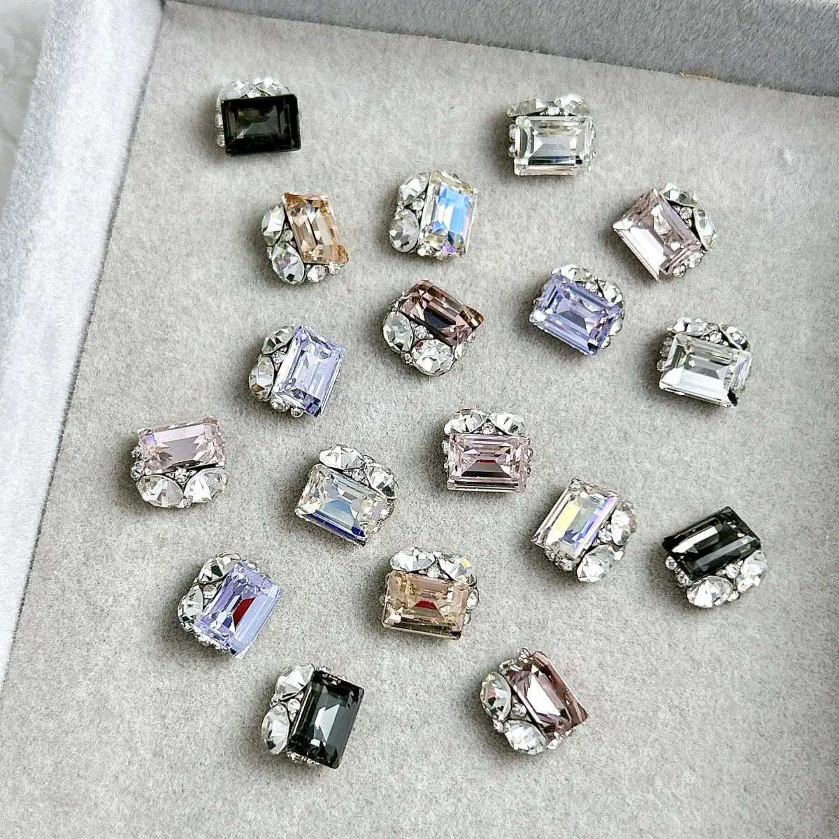 

10PCS Transparent Colorful Square Diamond Nail Art Charms Glass Sparkling Geometric Nail Decorations for DIY French Nails Crafts