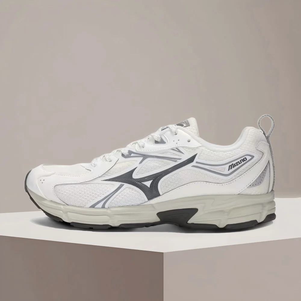 Mizuno Speed 10S Unisex White Low-Top Trainers  Breathable Mesh Upper, Stylish Comfort & Casual Training D1GH240603