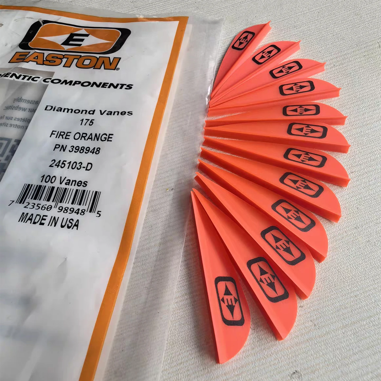 50Pcs 1.75inch EASTON Genuine Rubber Feather Straight Arrow Vanes Archery Hunting Bow Shooting Accessories