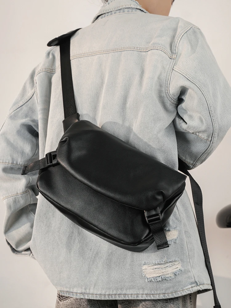 

Casual PU Leather Men Crossbody Bag Light Weight Flap Shoulder Bags Multi-function Sling Bag Pack Solid Outdoor Travel Bags Male