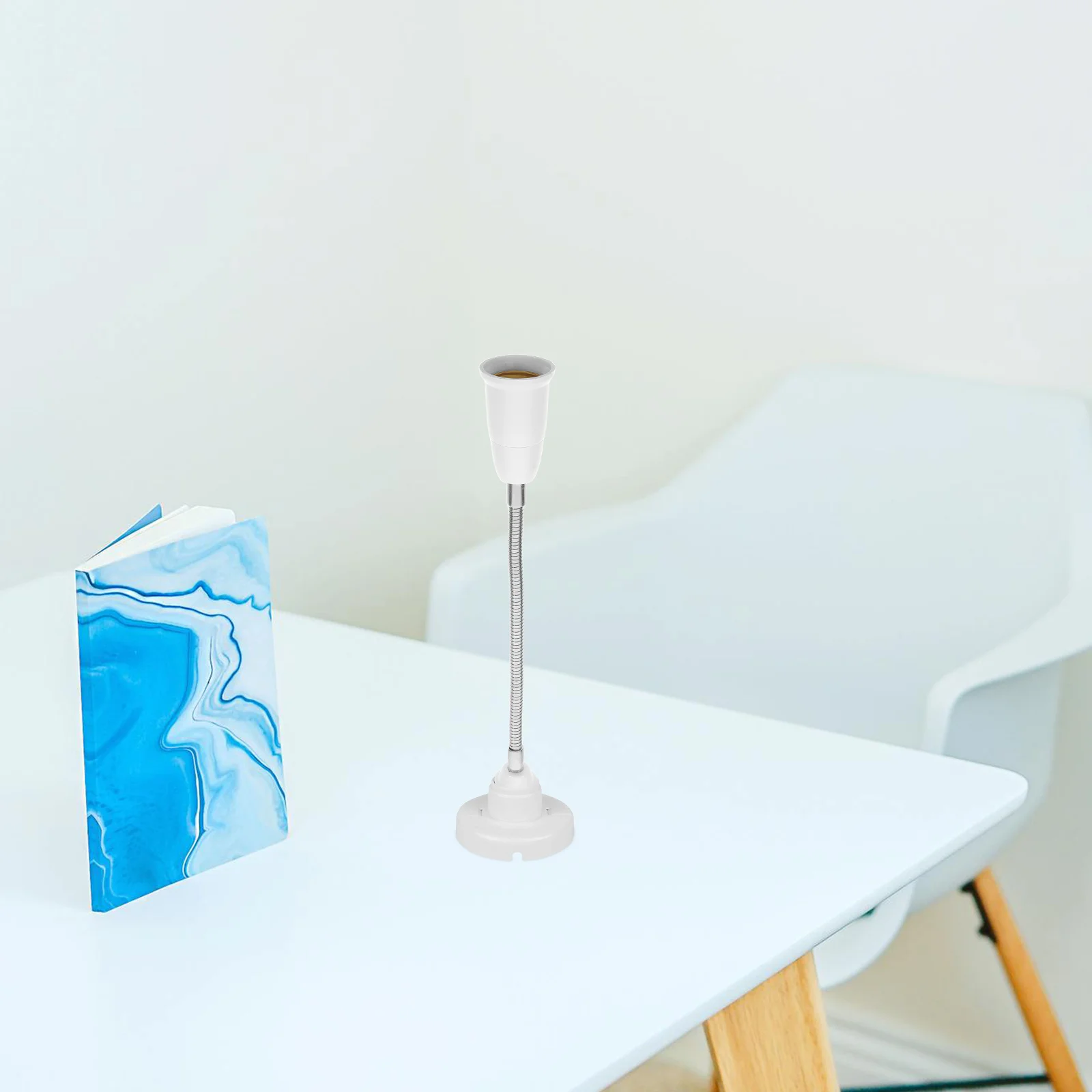 

Flexible LED Light Socket Extender Adapter Screw-in Lamp Bulb Holder Converter Indoor Outdoor Use Multi-Directional Adjustment