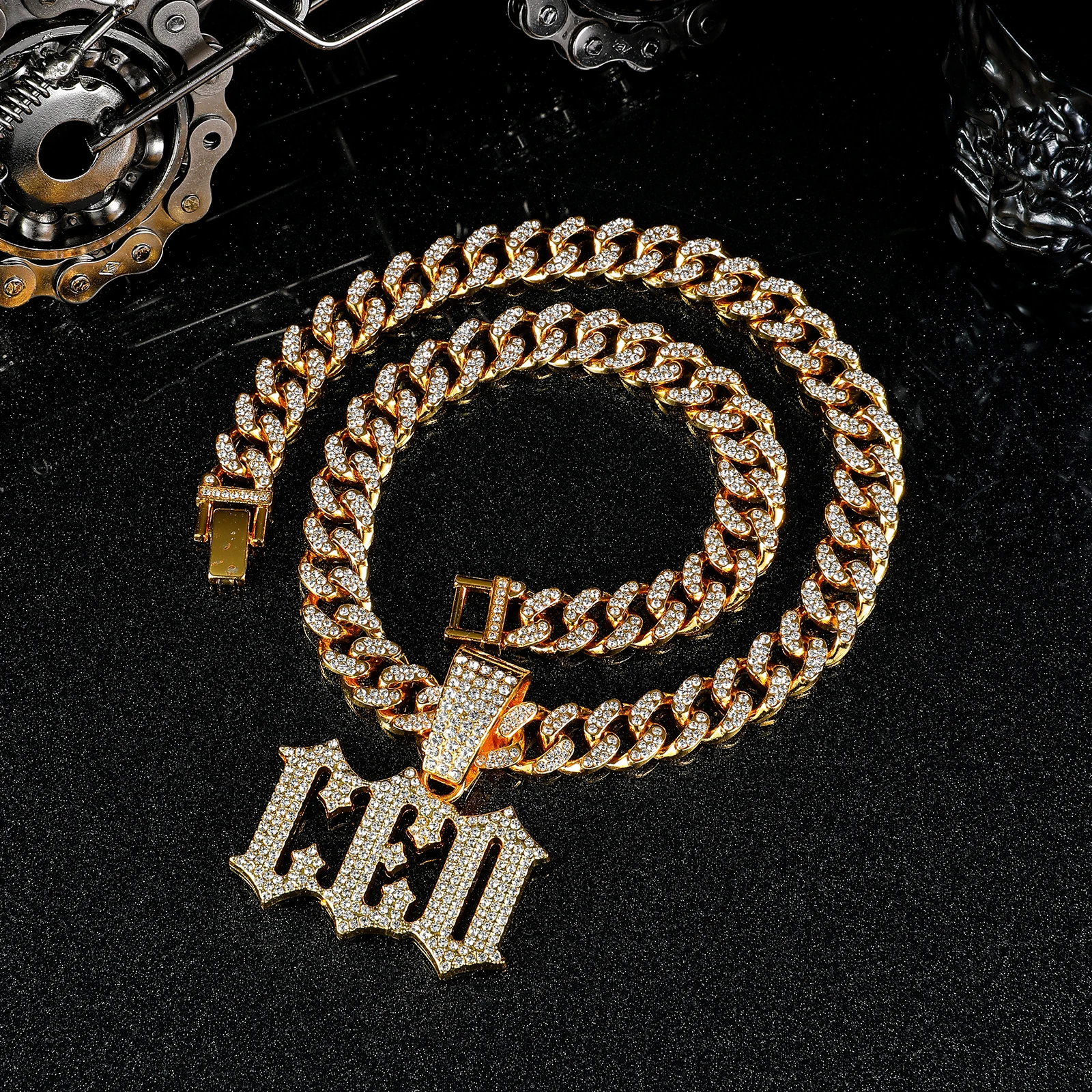 1 Pcs Punk Letter CEO Rhinestone Necklace Pendant Iced Out Hiphop Cool Zinc Alloy Jewelry For Men Boy