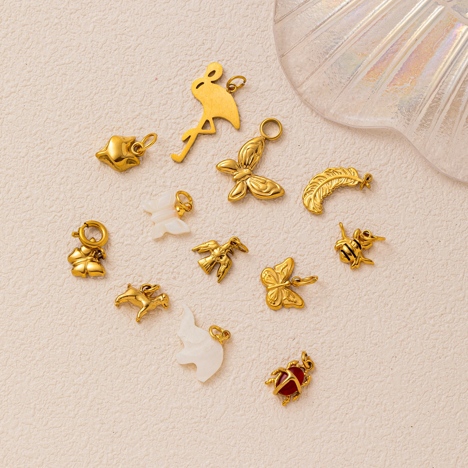 

Fashion and trendy animal series bee butterfly eagle DIY pendant charms jewelry making stainless steel charms