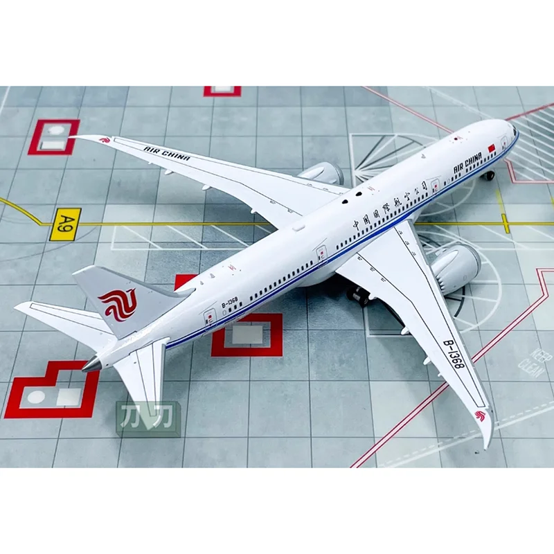 دييكاست 1/400 مقياس الخطوط الجوية الدولية B787-9 الطائرات B-1368 نموذج طائرة سبيكة محاكاة الديكور جمع لعبة #5