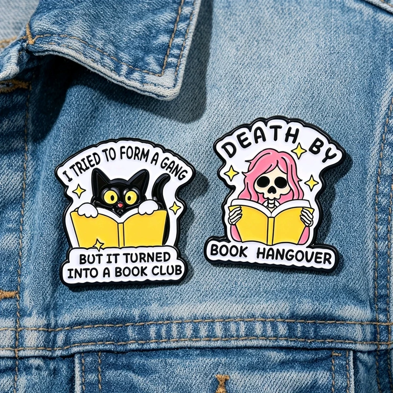 Interesting English Brooch For Book Lovers Black Cat Animal Badge Skull Book Funny Windbreaker Bag Decoratio
