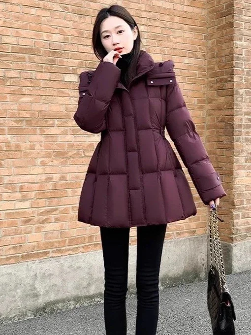 Hiver mode européenne nouvelle doudoune pour femme trajet à capuche coupe ajustée doudoune de canard blanc