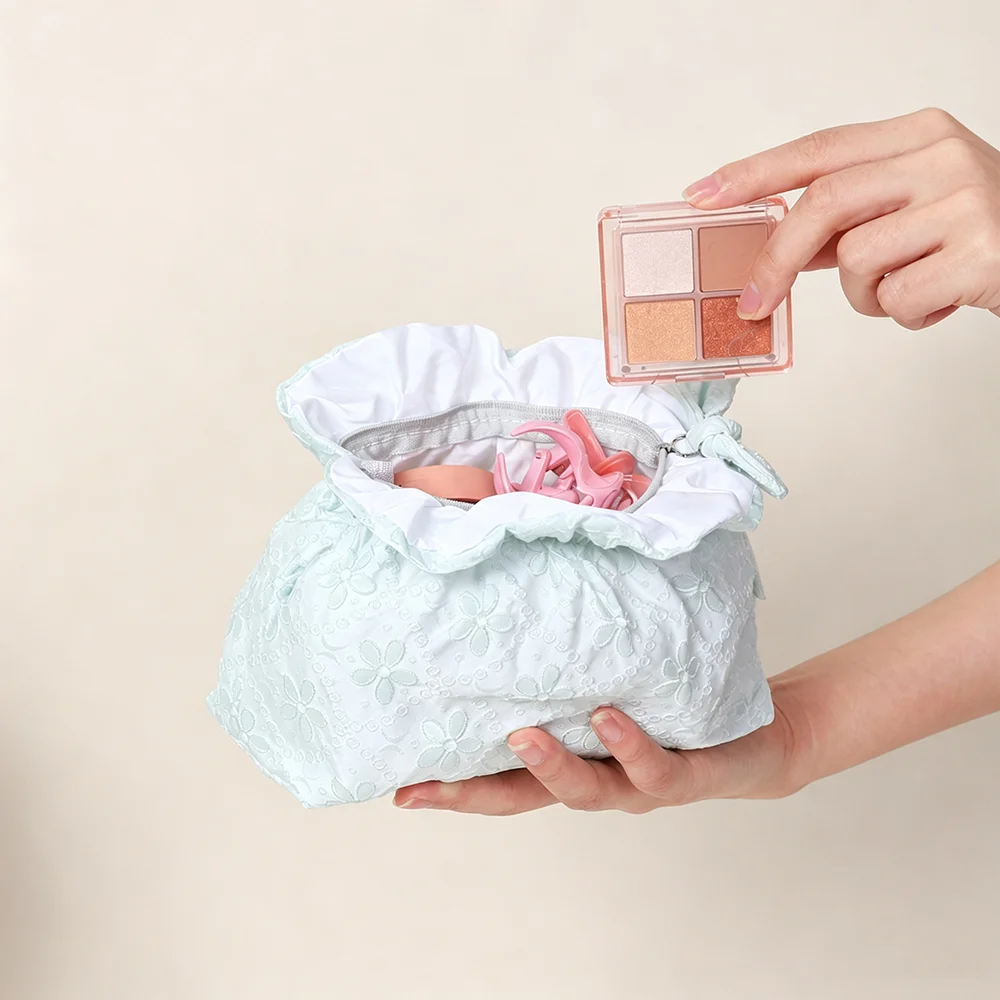 Floral Jacquard Ruched  Cosmetic Bag Large Capacity Portable Drawstring Makeup Storage Pouch for Women