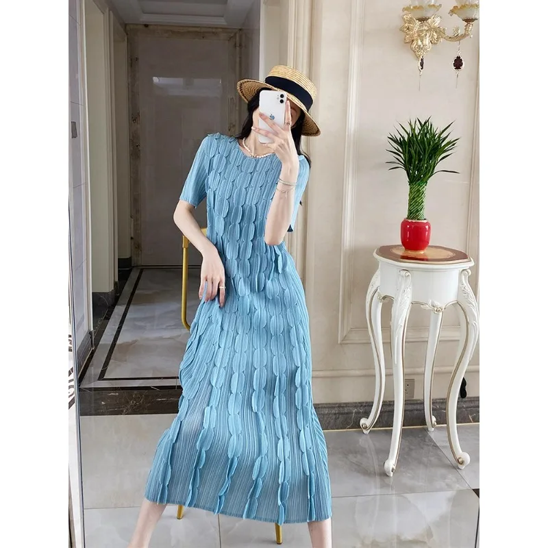 

Miyake Texture Pleated Dress Short Sleeve 2024 New Women's Summer Large Women's Wear Slim and Elegant Long Dress