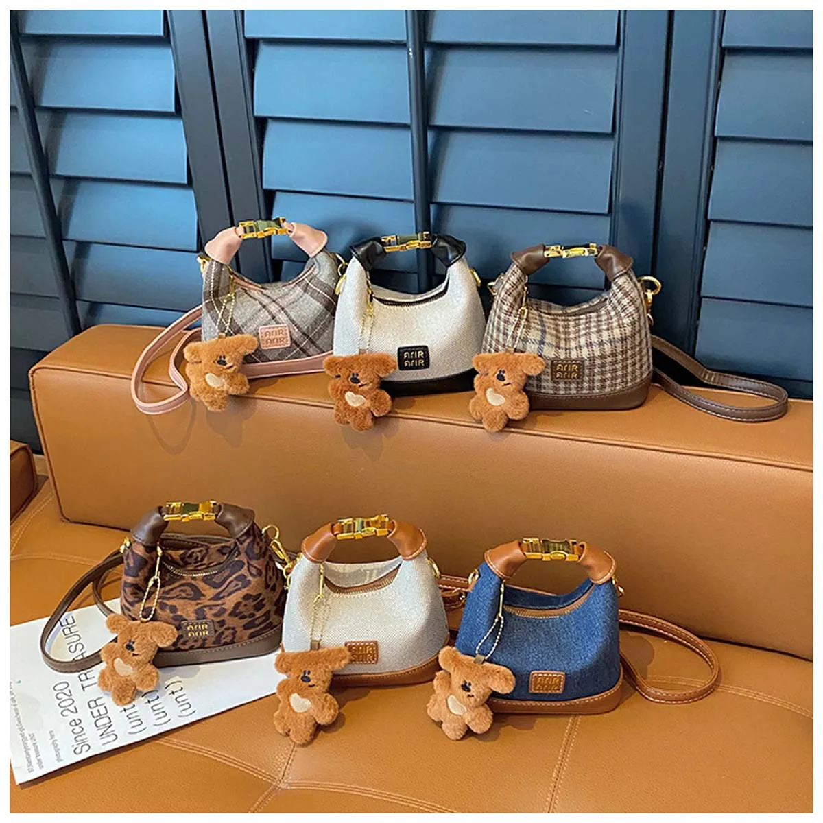 حقيبة كروس رائعة متعددة الأغراض من جلد البولي يوريثان بتصميم جديد كاجوال متعددة الأغراض حقيبة يد عصرية وشعبية حقيبة حمل صغيرة حقيبة زلابية