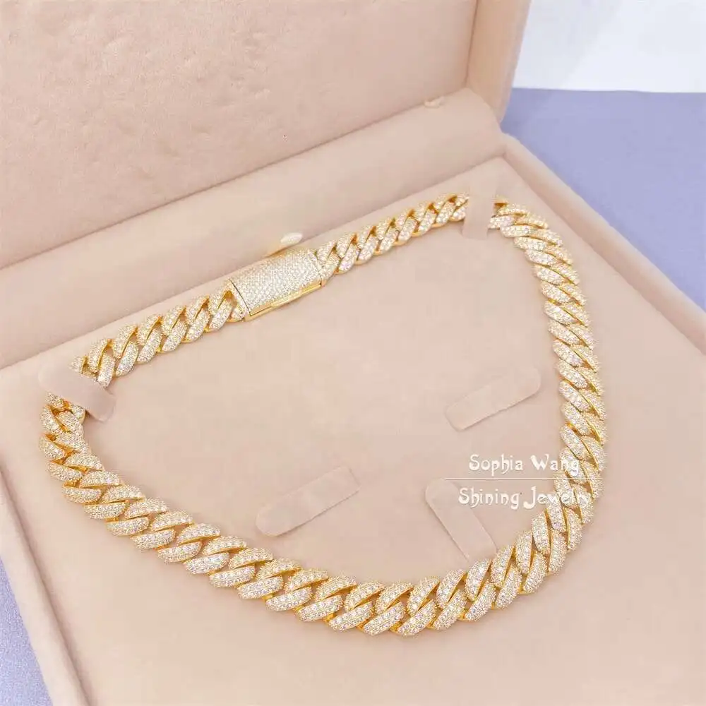 Luxury 12mm 20inch Silver Moissanite Cuban Link Cuban Chain for Men.