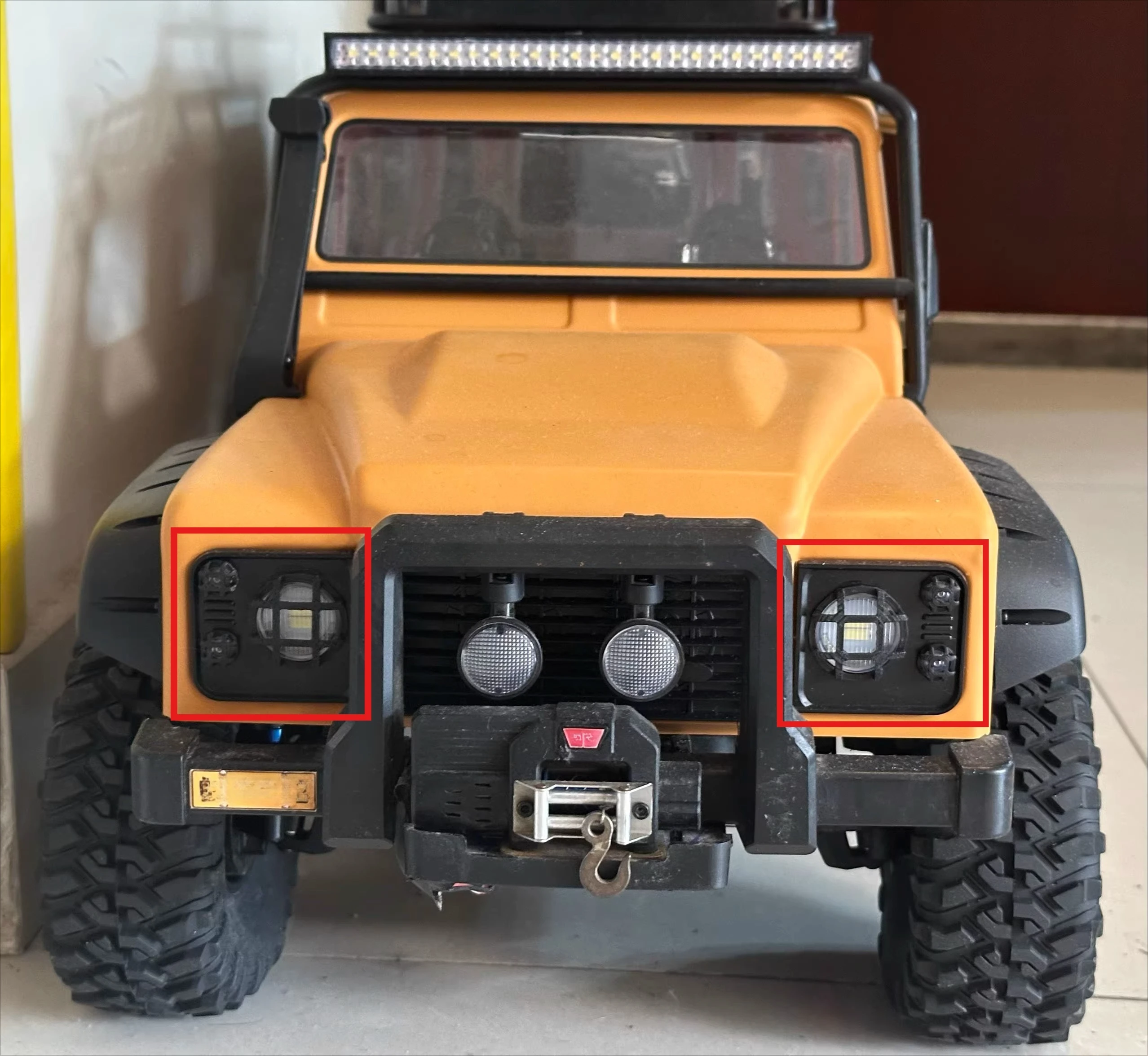 MJX Heading West H8H 1/8 RC Car Spare Parts Front and Rear Turn Lamp Covers Rear Taillight Protection Modification Accessories