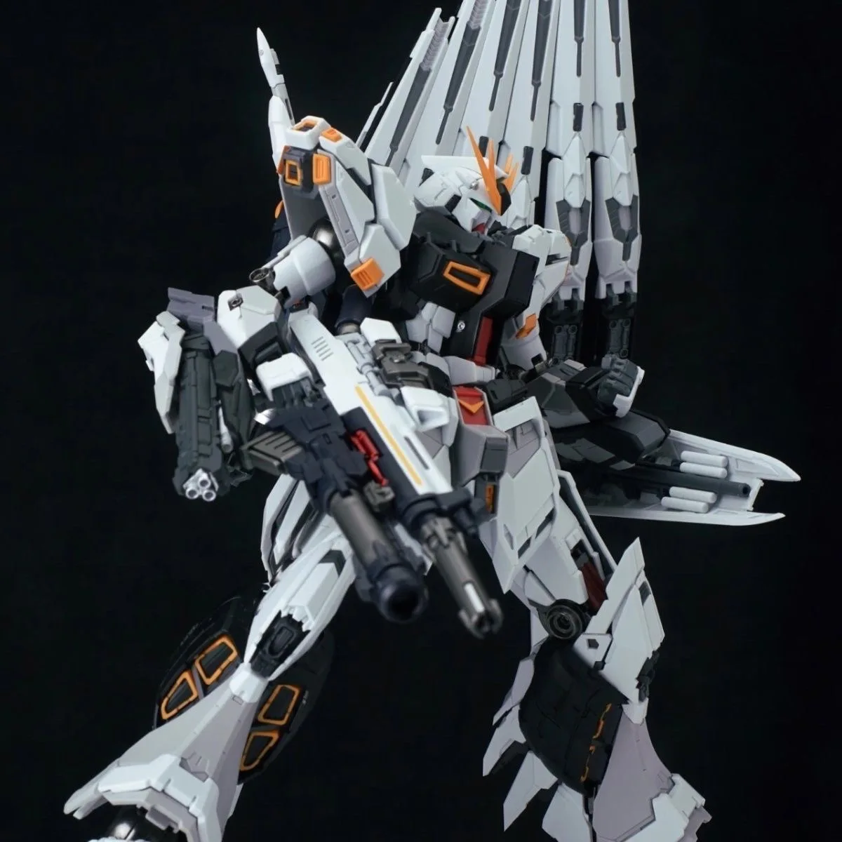 Auf Lager V-TIGER 1/100 VT02 NU Soldat Montage Modell Spielzeug RX-93-v2 YUJIAOLAND V Mecha GK Vorbeschichtung Legierung Skelett Modell