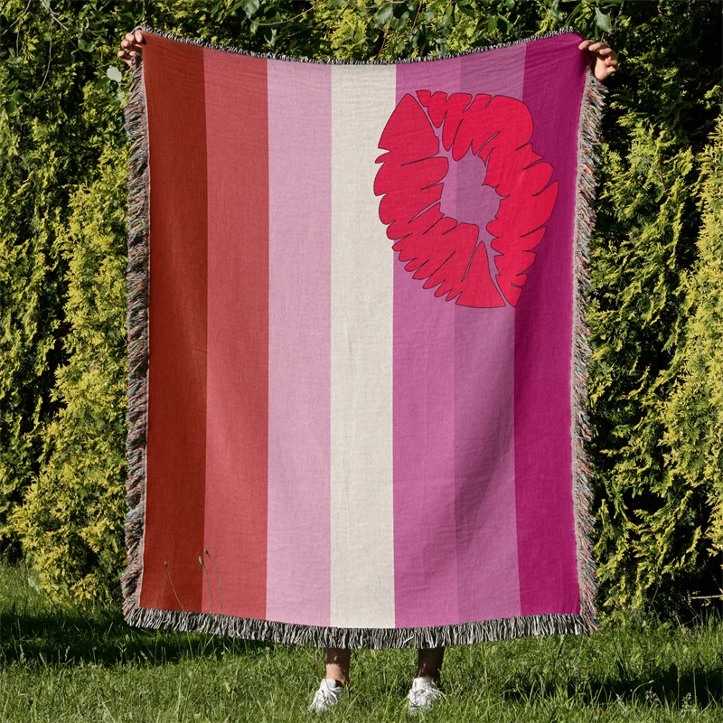 

Aertemisi Kiss Lipstick Lesbian Pride Flag LGBT Rainbow Jacquard Fringed Woven Throw Blanket