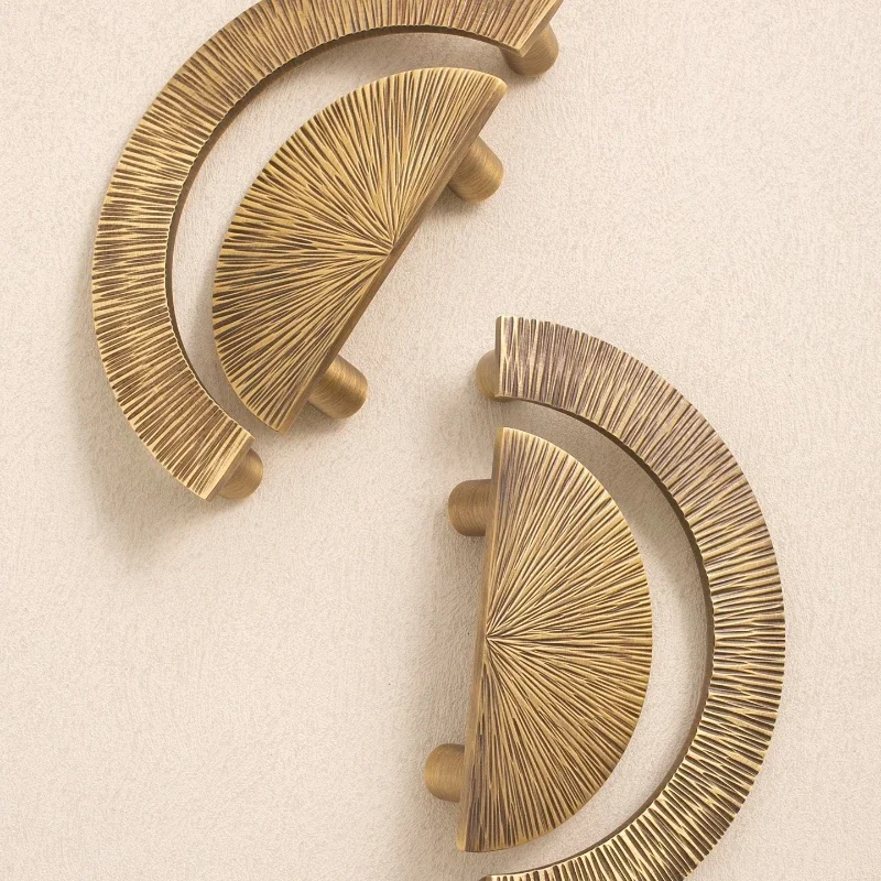 New Cabinet Handle Bronze High-end Creative Hand Hammer Pattern Flat Cabinet Door Handle Cabinet Handle Home Decoration Hardware