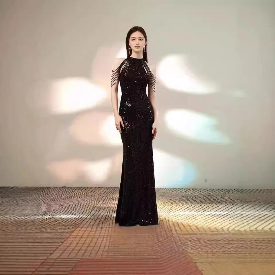2025 Spring and Summer New Arrival Neck-Hanging Sexy Chain Bodycon Sparkle Dress Mid-Waist Long Evening Gown