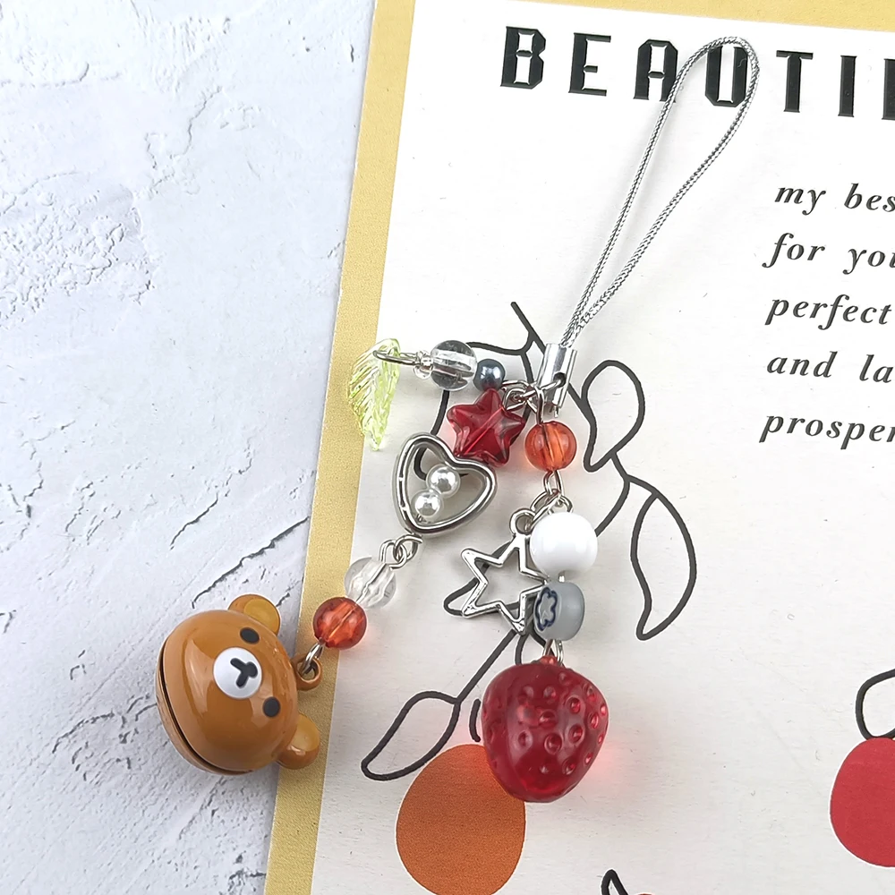 Niedlicher Glockenbär-Anhänger, passende Handy-Schlüsselanhänger, handgefertigt, Rilakkuma-Erdbeer-Perlen-Accessoires, Paar-Geschenke – Detail 5