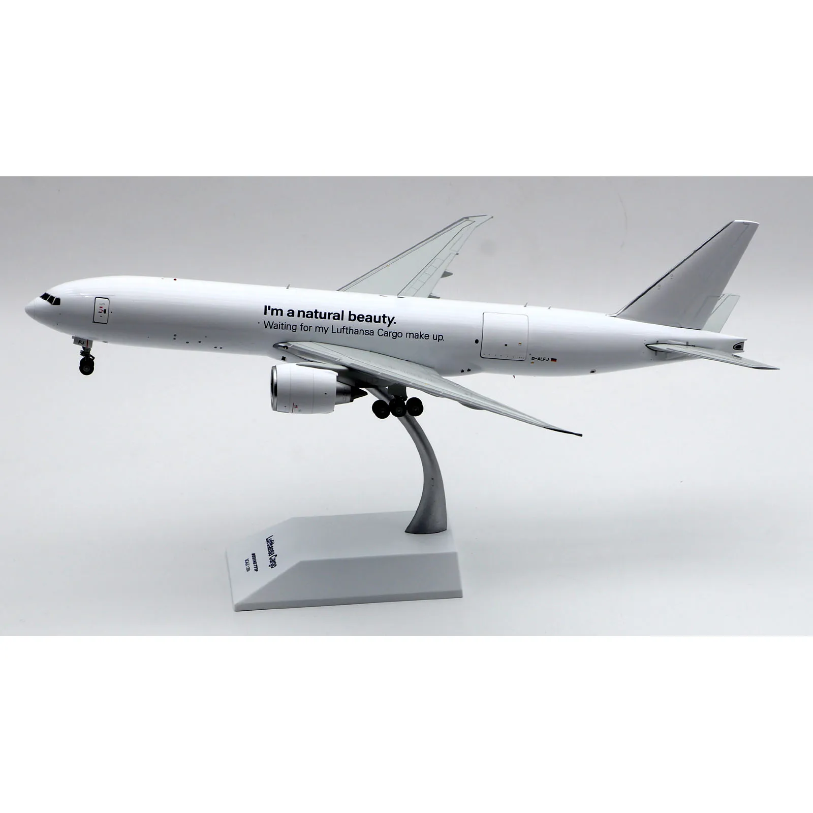 XX20193C Legierung Sammlerflugzeug Geschenk JC Wings 1:200 Lufthansa Cargo „Open Door“ Boeing B777-200 Druckguss-Flugzeugmodell D-ALFJ