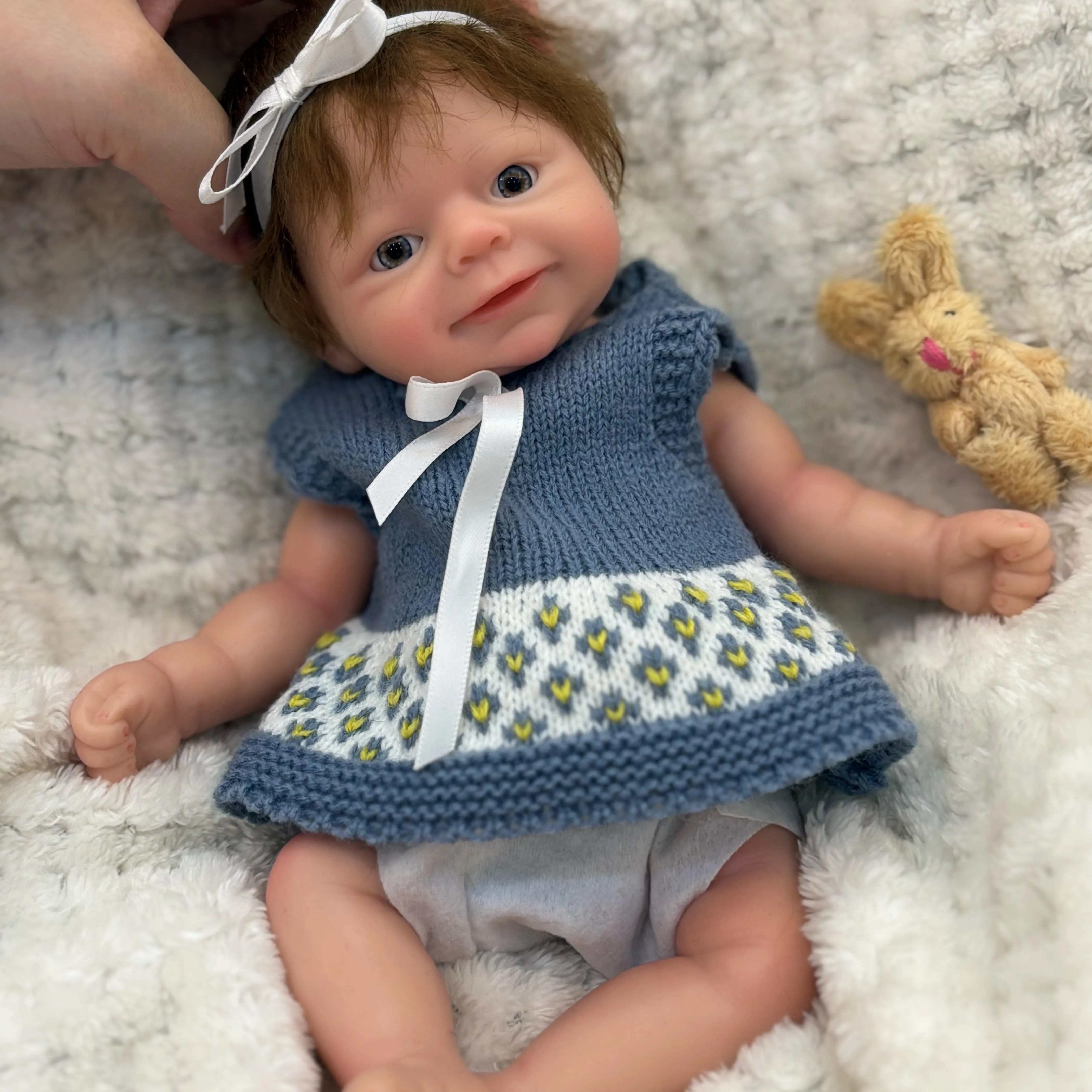 

Новая 10-дюймовая милая кукла для новорожденных с красивой одеждой, мягкая однотонная силиконовая кукла для девочек для детей, подарки на день рождения