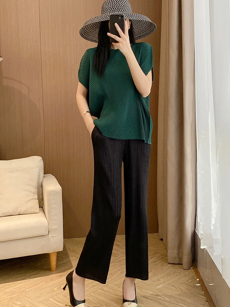 

Pure Color Casual Comfortable Folded Straight Leg Pants Set High Waist Summer New Arrival Three Houses Art Creation
