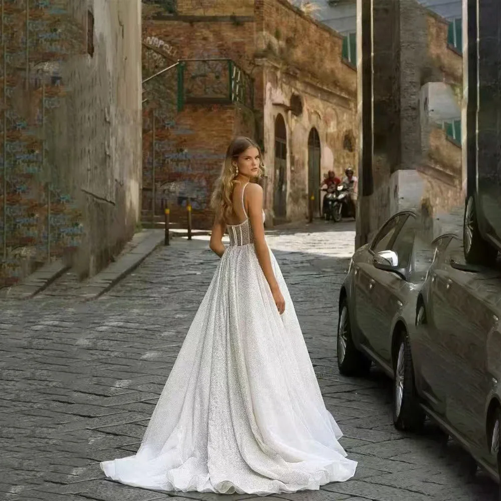 Sweetheart Wedding Dresses for Bride Spaghetti Straps Backless Pleat Court Train Robe De Mariee Customized