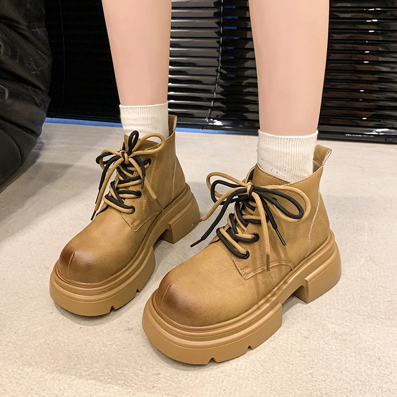 2024 Autumn Fashion New Women's Comfortable Solid Color Front Lace-up Short-Tube Low-Heel Ankle Sports Fashion Boots