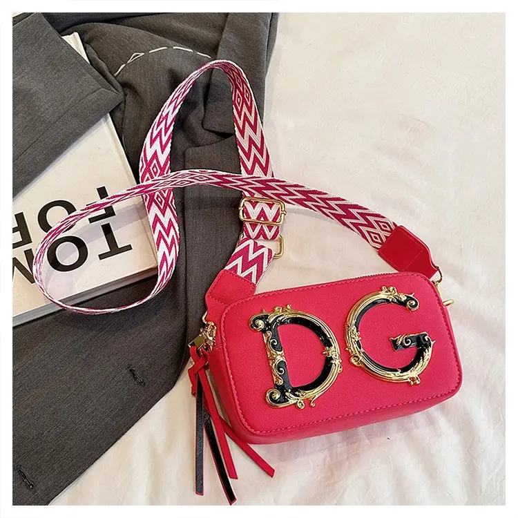 

Chic Multi-Way Square Bag, Fashion Retro Crossbody Purse for Women, Versatile Chain Strap Shoulder Bag