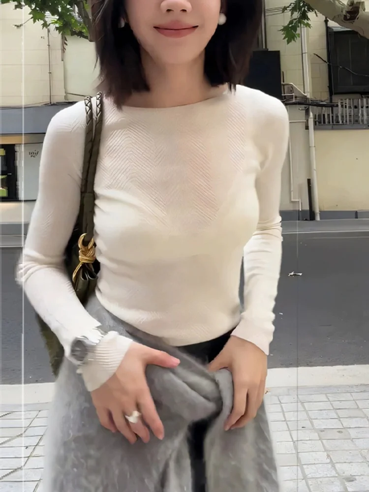 بلوزة نسائية أنيقة بأكمام طويلة من الكنزة، تصميم بسيط وملائم للجسم، أنيقة ومناسبة للتنقل، نسخة كورية بألوان نقية.