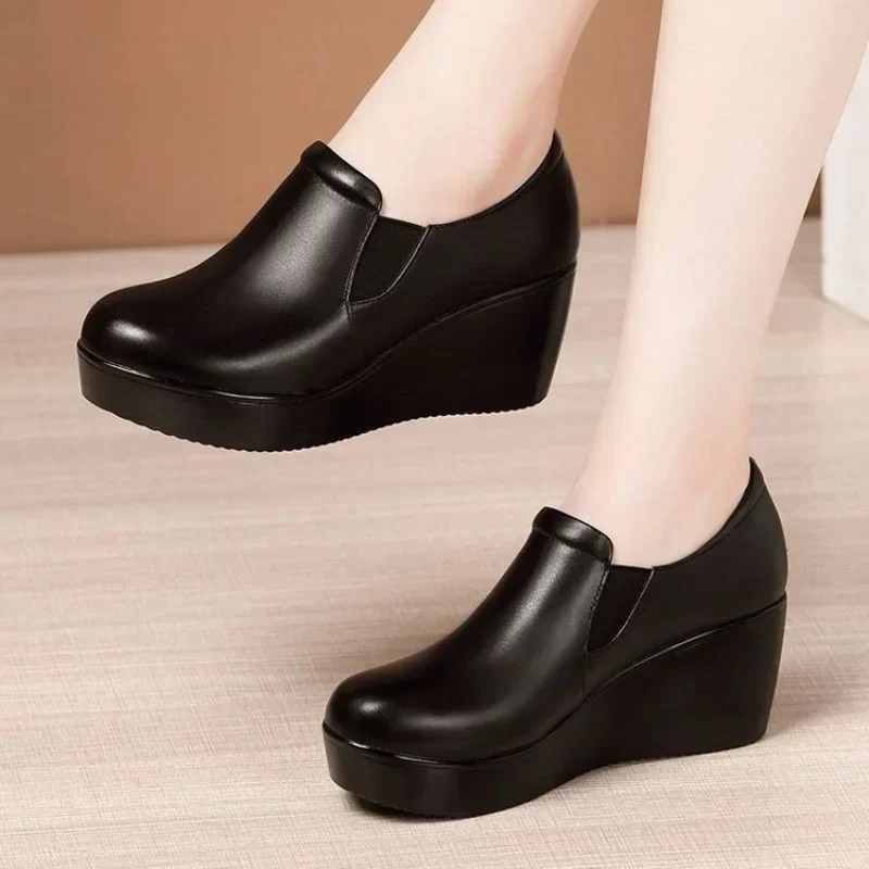 6cm Small Size 32-43 Comfortable Med Heels Platform Wedges Shoes Spring Deep Mouth Soft Leather Loafers Slip on Mom Shoes