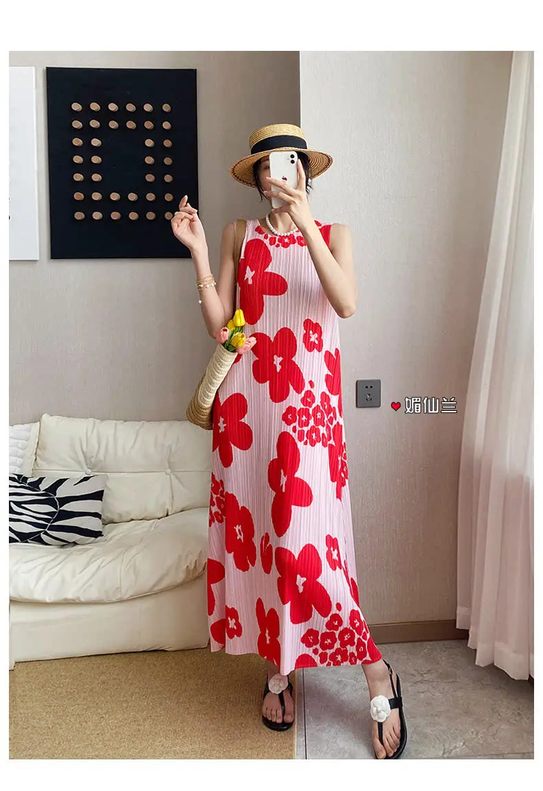 

HOT SELLING Miyake Elegant fold open fork striped sleeveless o-neck Fashion long dress IN STOCK