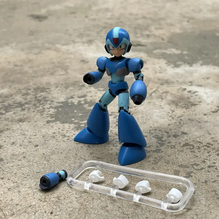 Rockman Box Egg Movable Doll Ornament Model Toy Gift Animation Cartoon Spot Action Figure MODEL TOYS