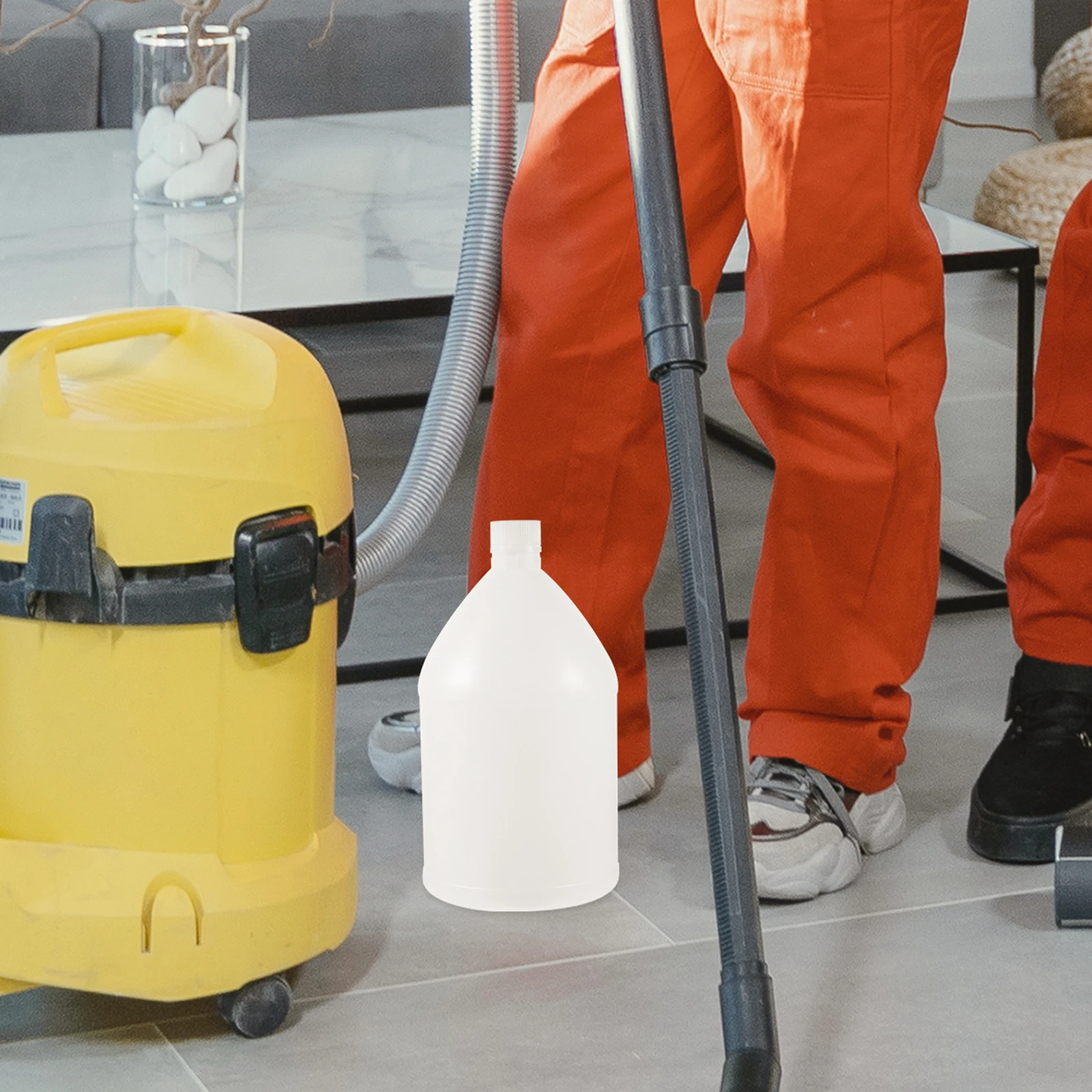 

4 Liter White Plastic Jug Rugged Narrow Mouth Bucket with Proof Lid for Safe Liquid Chemical Handling Liquid Jug