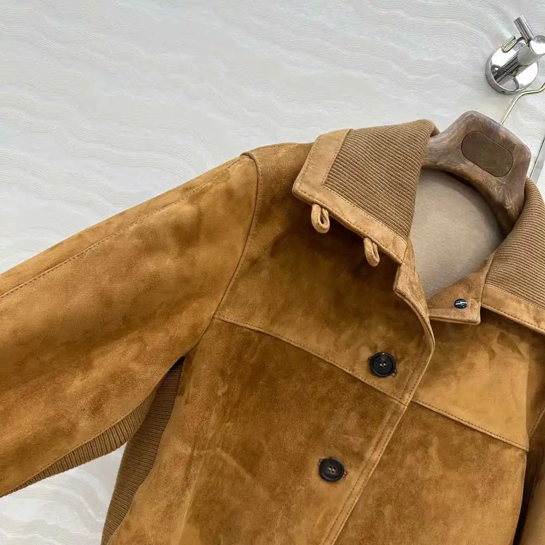 Mittellange lässige Wildlederjacke für Damen aus Ziegenleder und Wildleder