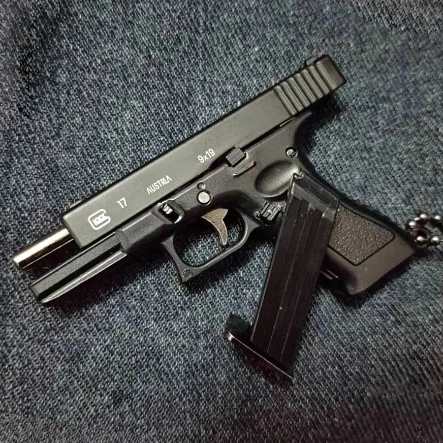 Gorący półstop 1:3 pistolet Model metalowy Mini G17 pistolet zabawkowy odpinany DIY brelok wisiorek ozdoby zabawka dla dzieci