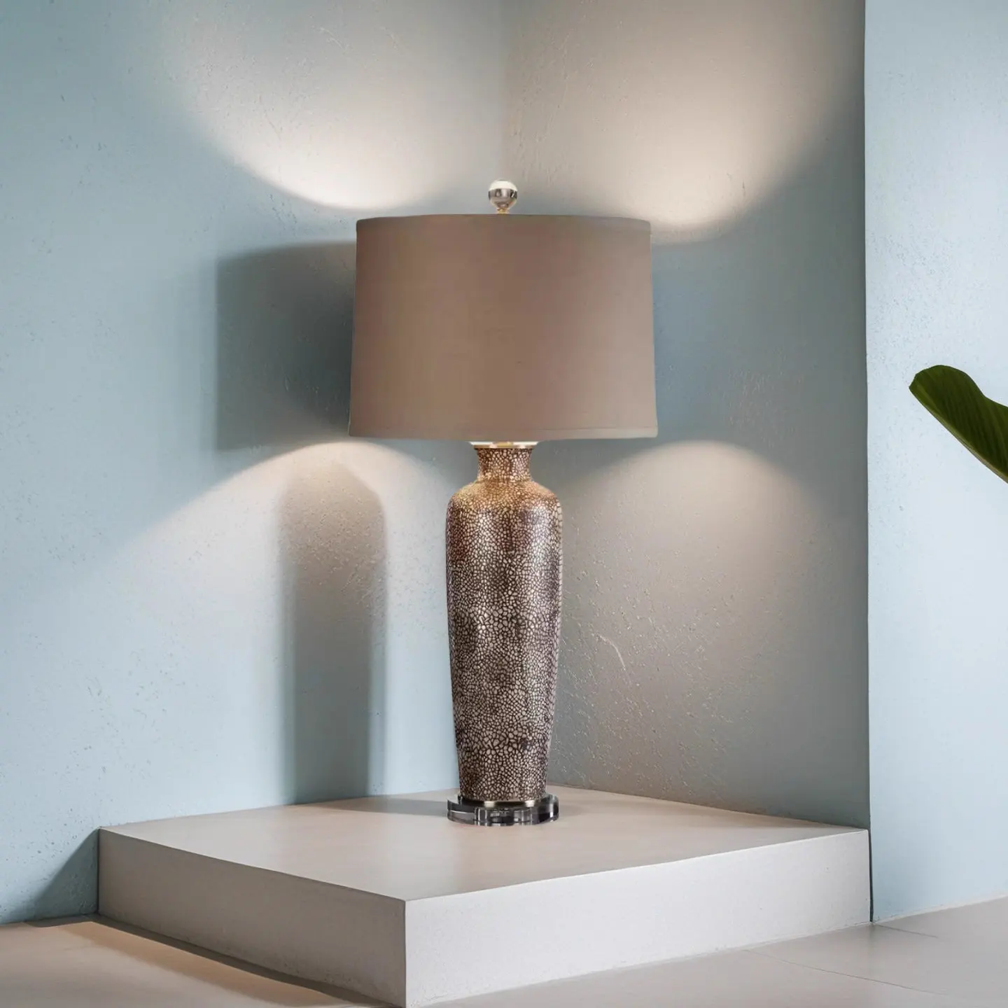 مصباح طاولة سيراميك يدوي حديث لغرفة النوم وغرفة المعيشة بتصميم فني أنيق #2