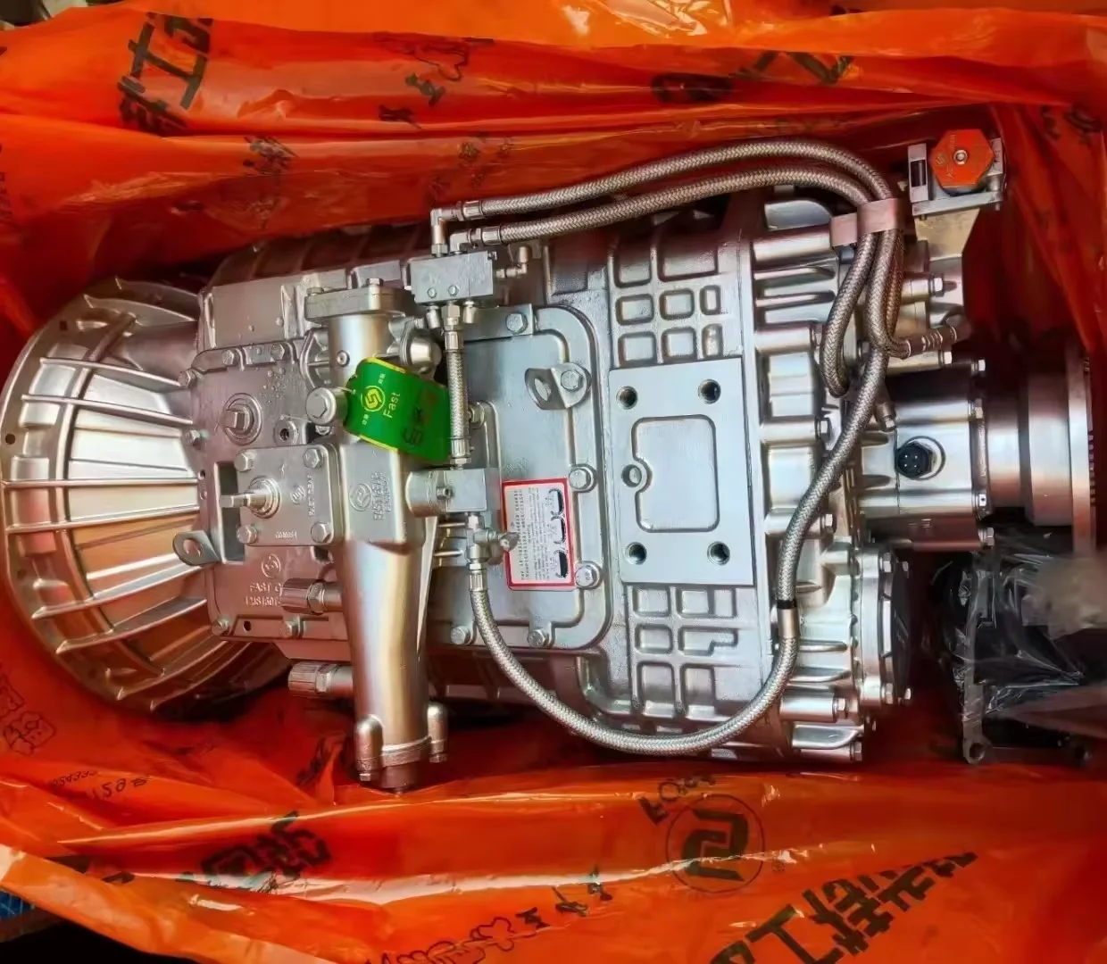 Heavy Duty Truck Manual Transmission Gearbox Assembly 6DS80T 10JS90A 9JSD180 12JSD160TA Gearbox Assemblies for Shacman