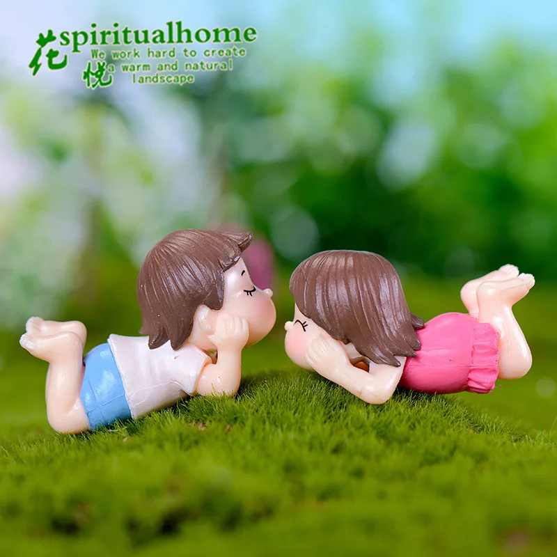 1set Sweety Lovers Couple Chair Figurines Miniatures Fairy Garden Gnome Moss Terrariums Resin Crafts Home Decoration