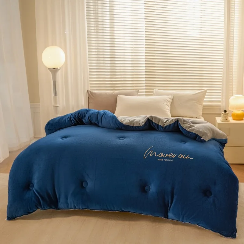 لحاف شتوي جديد مطرز بلون مزدوج لعام 2025 من الصوف والحليب دافئ وسميك لحاف الربيع والخريف