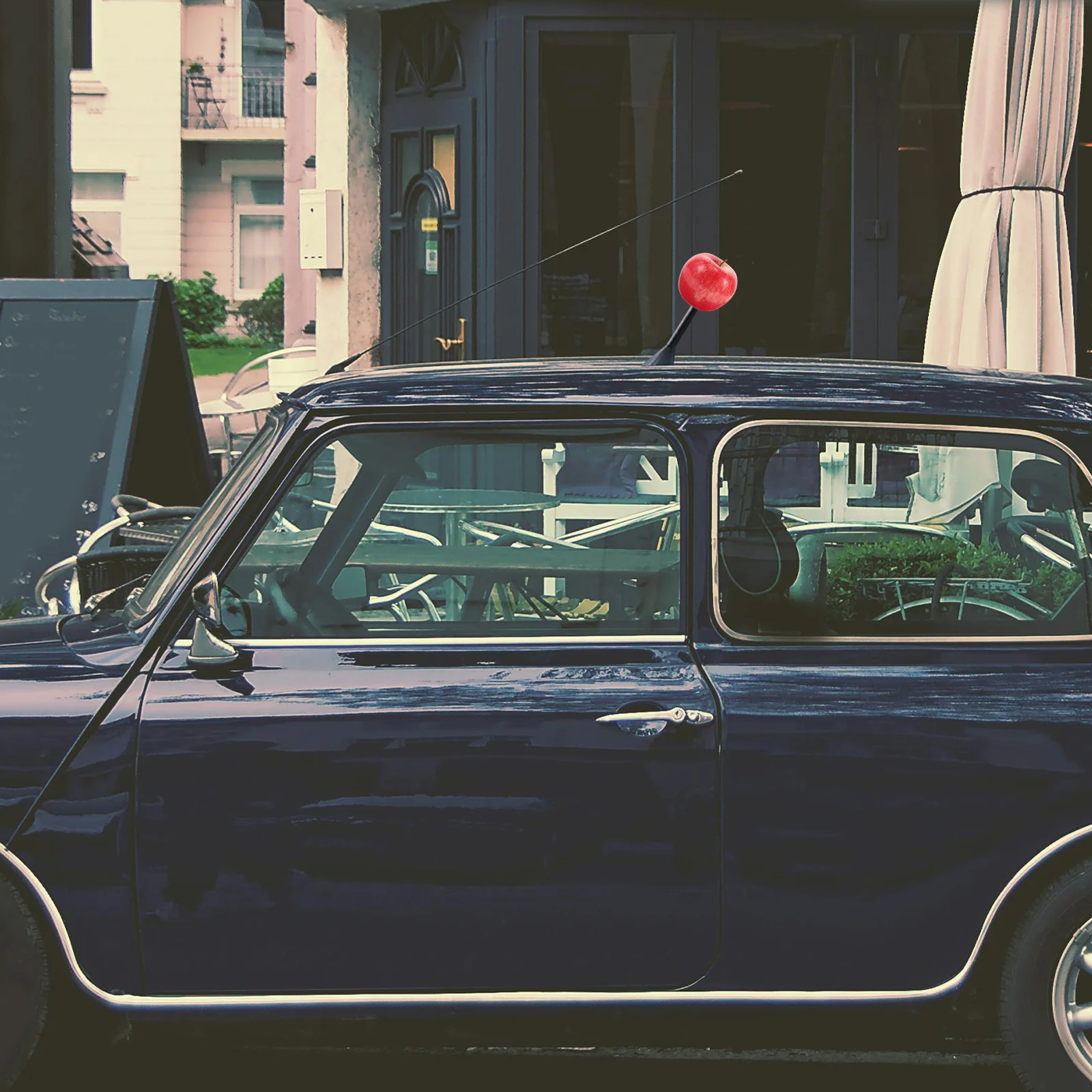 

Eye Catching Car Antenna Toppers Apple Ball Cute Roof Decorations Easy Installation for Various Cars Apple Decorations