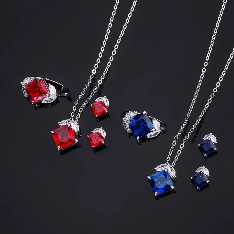 

18K Gold Inlaid PT950 Platinum Jewelry Red and Sapphire Square Simple Daily Style Suit for Women 9*9-6*6