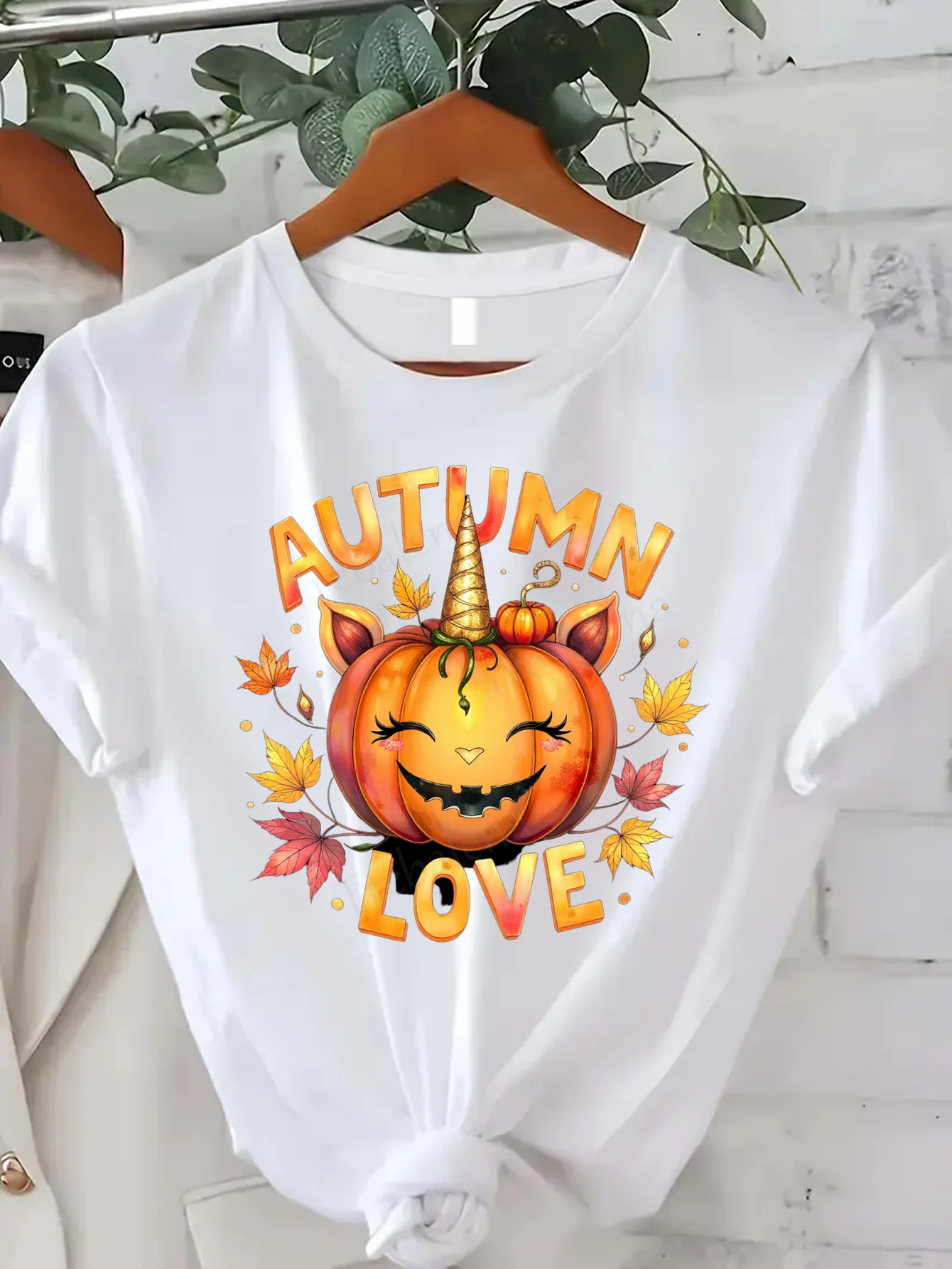 

Удобная женская футболка с принтом, осенняя футболка с тыквой и единорогом Love для женщин, осенний сезонный стиль