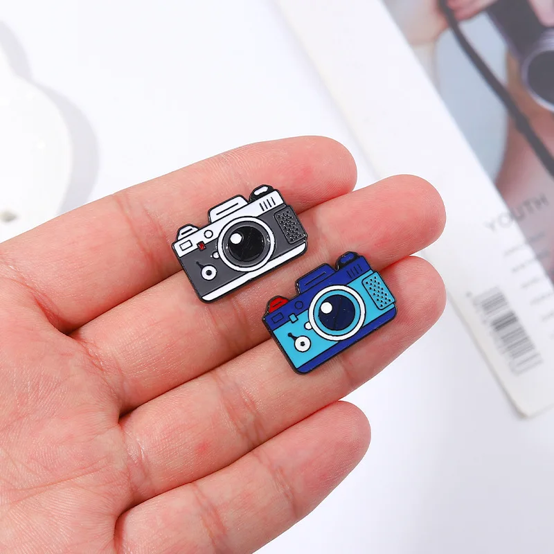 4 Styles Camera Enamel Pins Custom Brooches Bag Lapel Badges Cartoon Travel Outdoors Jewelry Gift for Kids Friends Drop Shipping