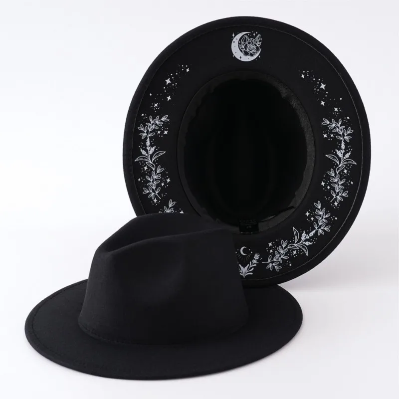 

A niche woolen top hat and felt decorated with hand-painted roses featuring Gothic